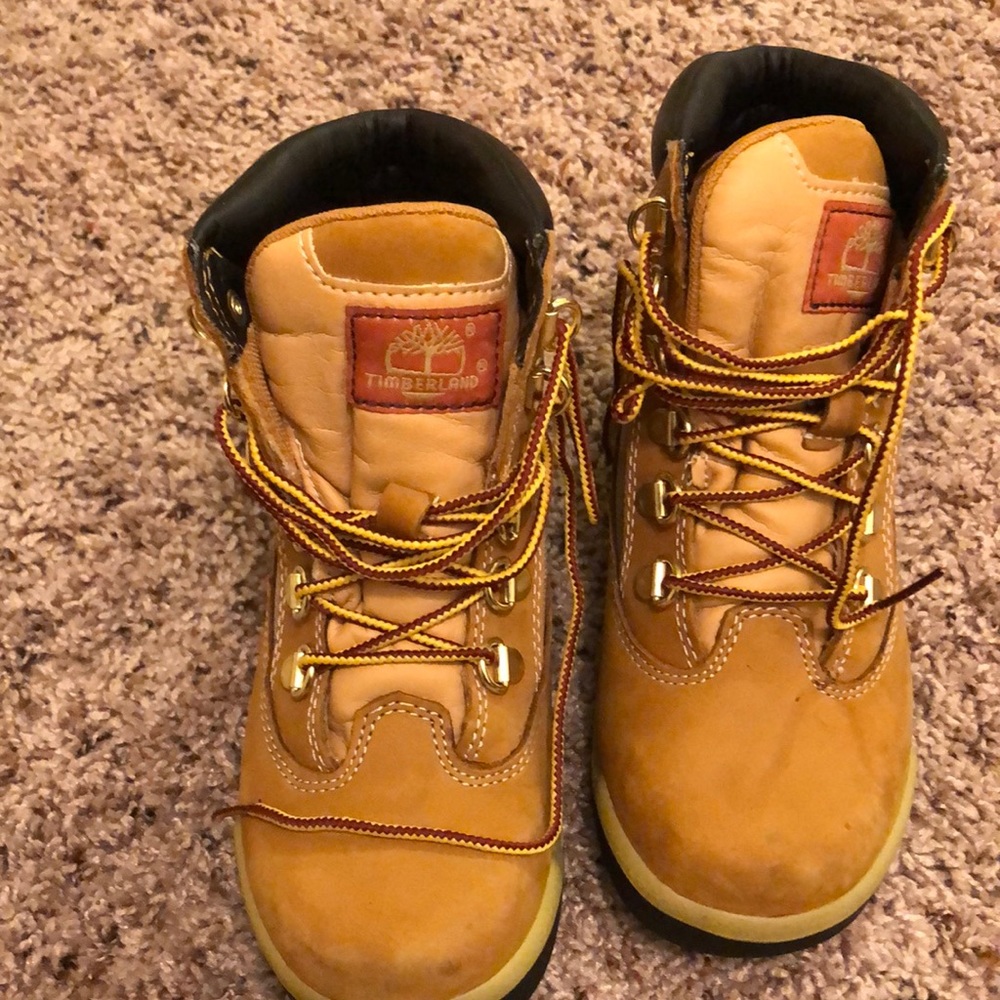 Like New Timberland Boys Boots in size 2